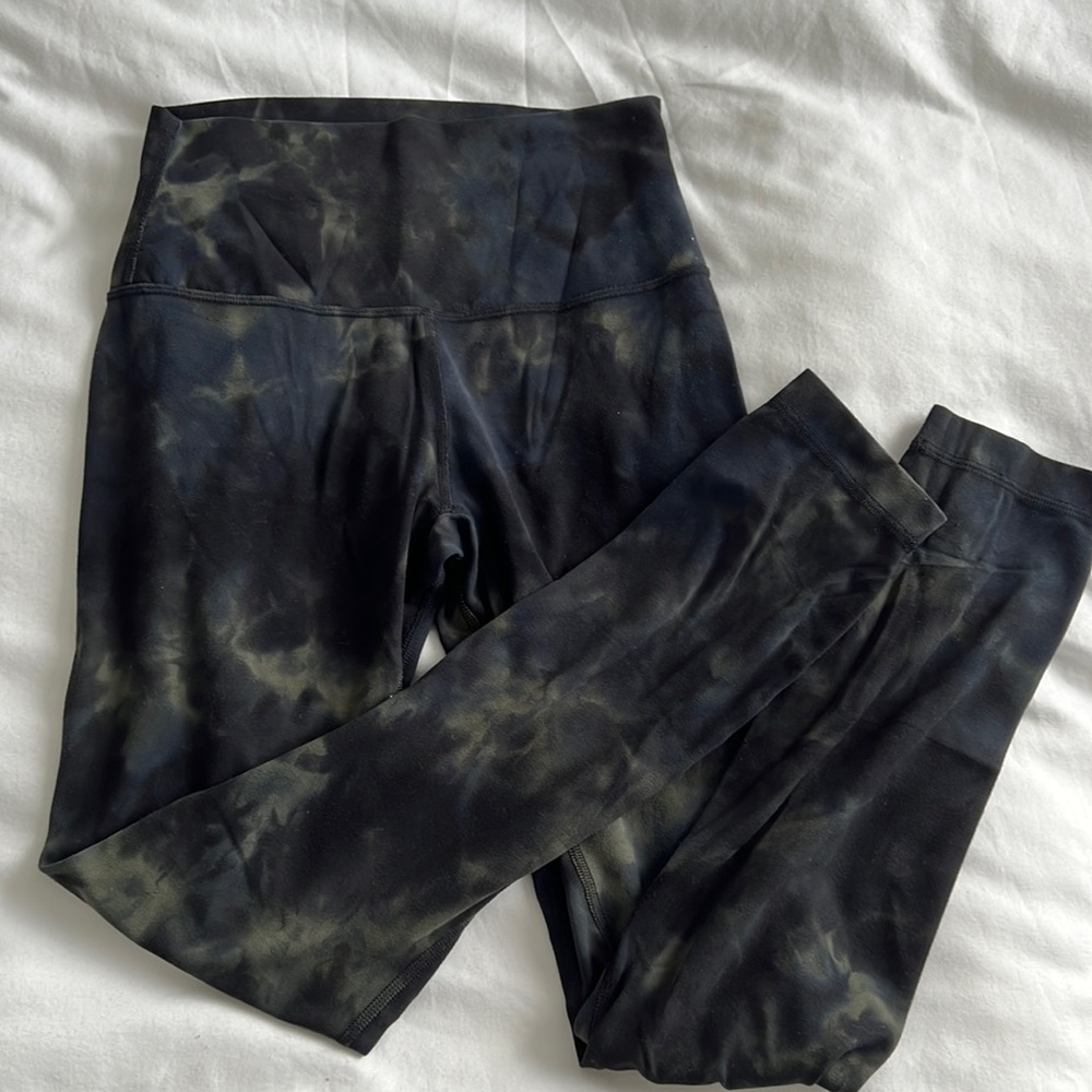 Lulu Lemon tye dye legging